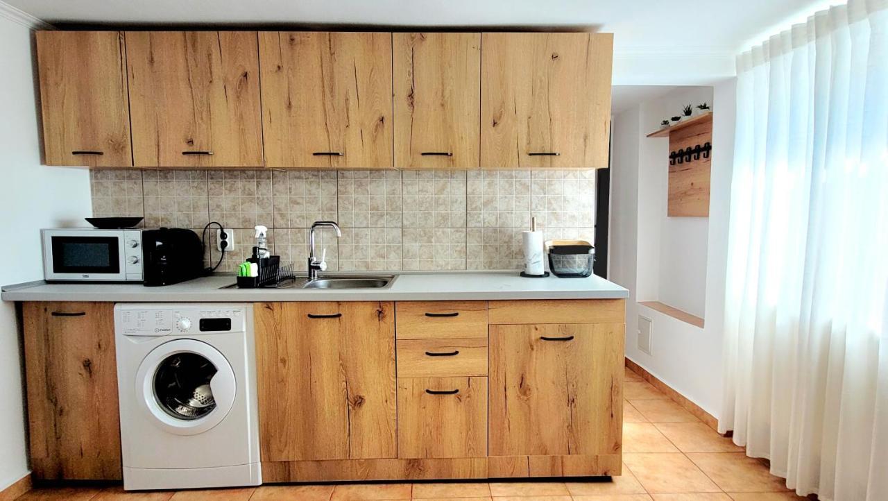 Rose Garden House Apartment Букурещ Екстериор снимка