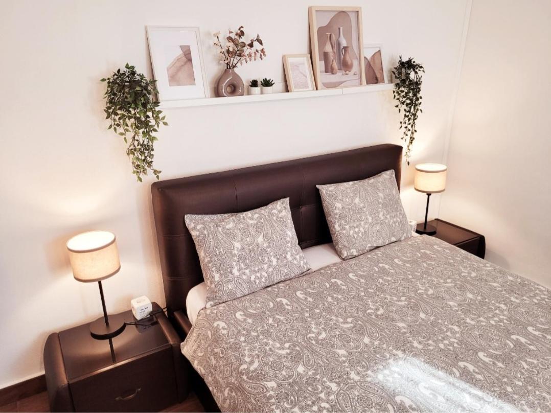 Rose Garden House Apartment Букурещ Екстериор снимка